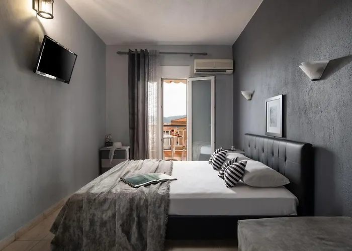 House Toula Elegant Sarti