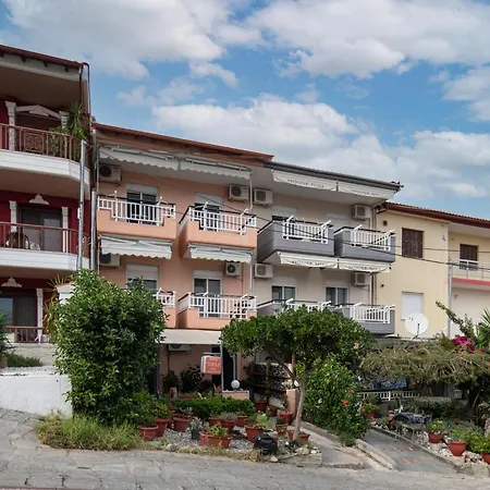 House Toula Elegant Apartment Sarti