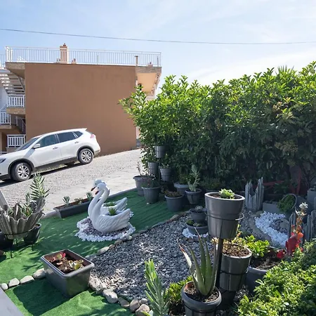 House Toula Elegant Apartment